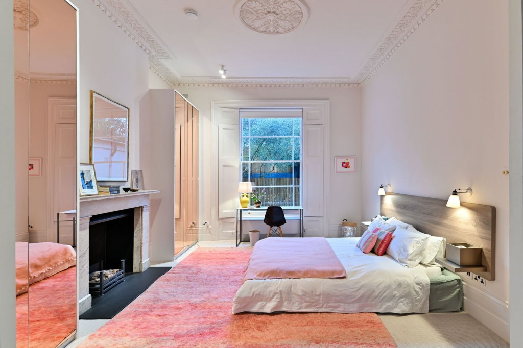 Holland Park Avenue, Notting Hill