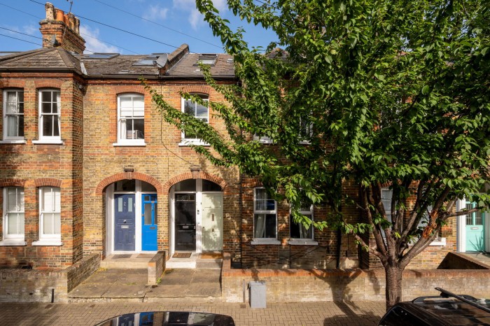 Tennyson Street, Battersea