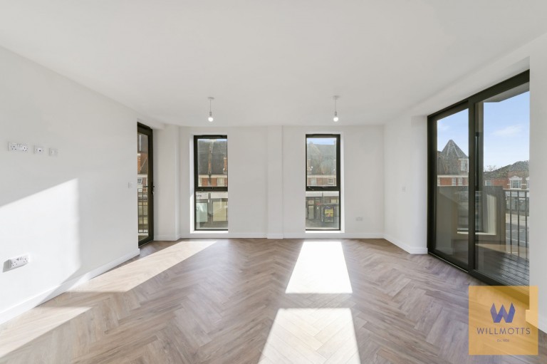 643 Kingston Road, Raynes Park, SW20