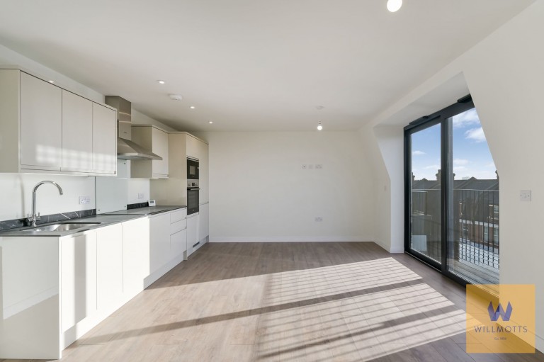 643 Kingston Road, Raynes Park, SW20