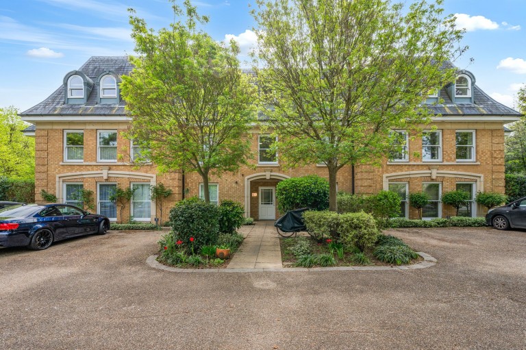 Holmesdale Road, Birch House, TW11
