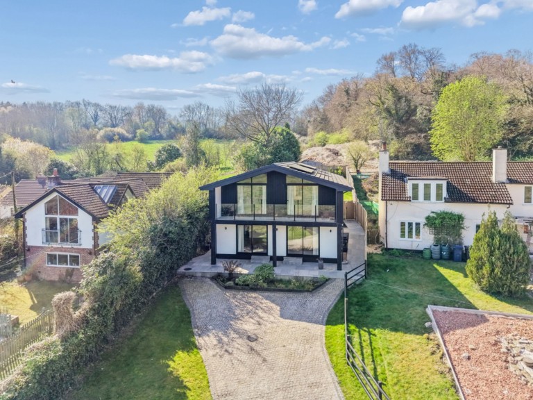 Nags Head Lane, Great Missenden, HP16