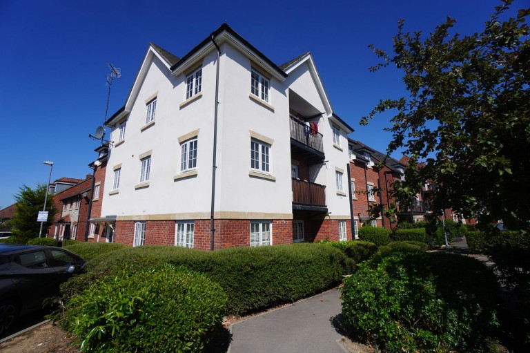 Wellesbourne Crescent, High Wycombe, HP13