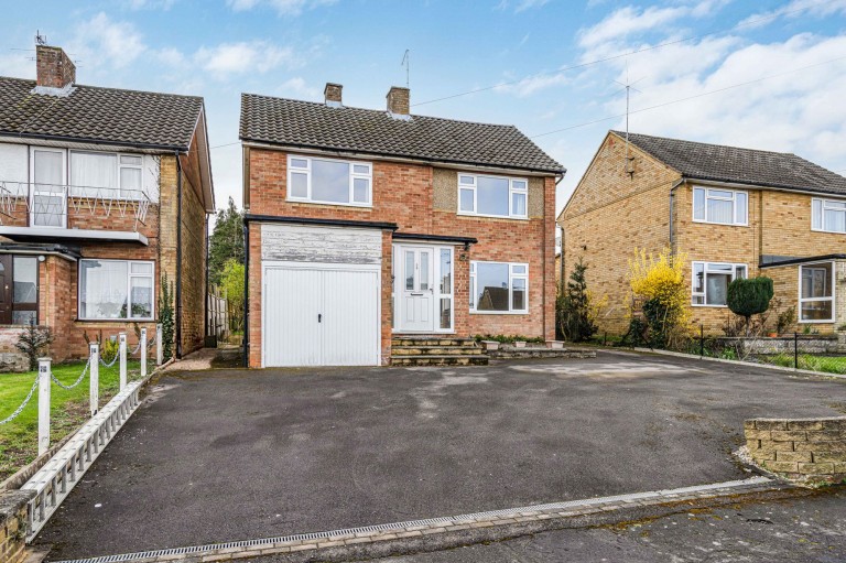 Carver Hill Road, High Wycombe, HP11