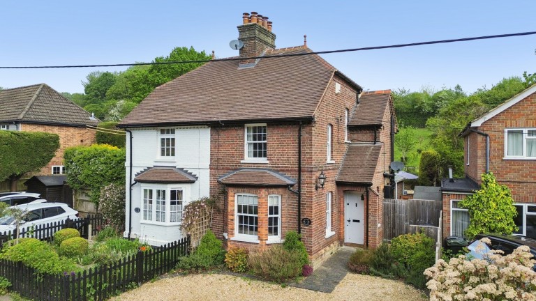 Nags Head Lane, Great Missenden, HP16