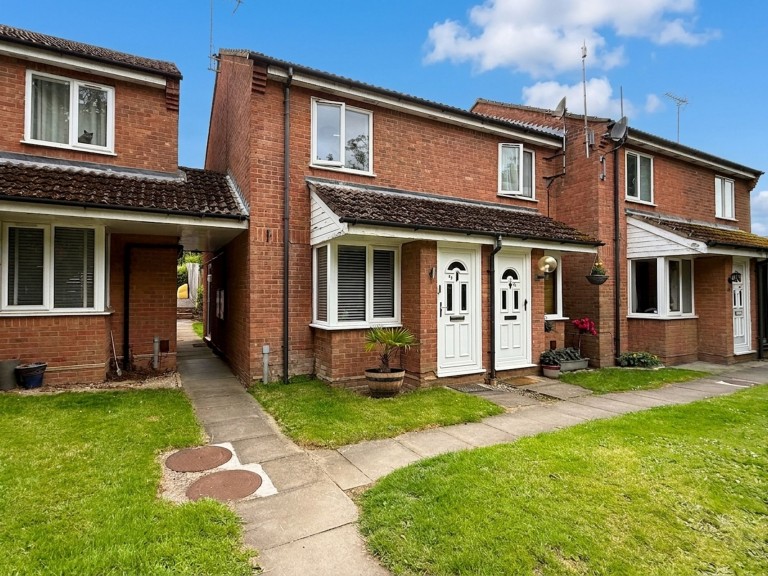 Eaton Avenue, High Wycombe, HP12