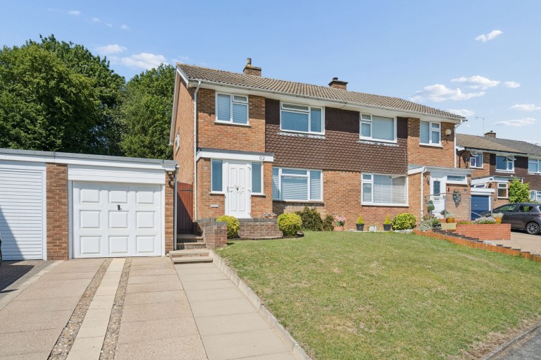 Grays Lane, Downley, HP13