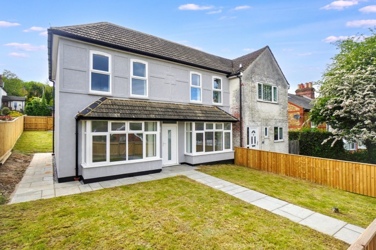 Chapel Lane, High Wycombe, HP12