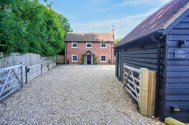 Plomer Hill, High Wycombe, HP13