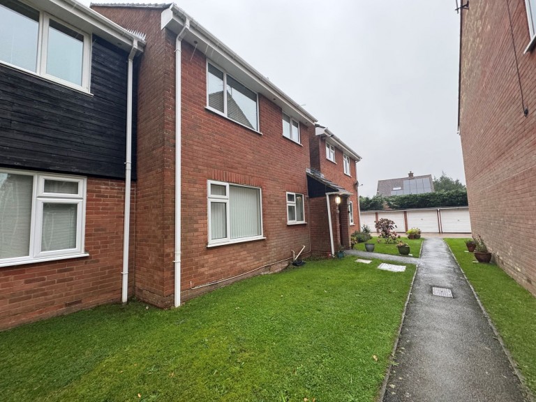 Coulson Court, Prestwood, HP16