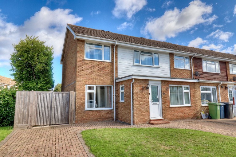 Slade Road, Stokenchurch, HP14