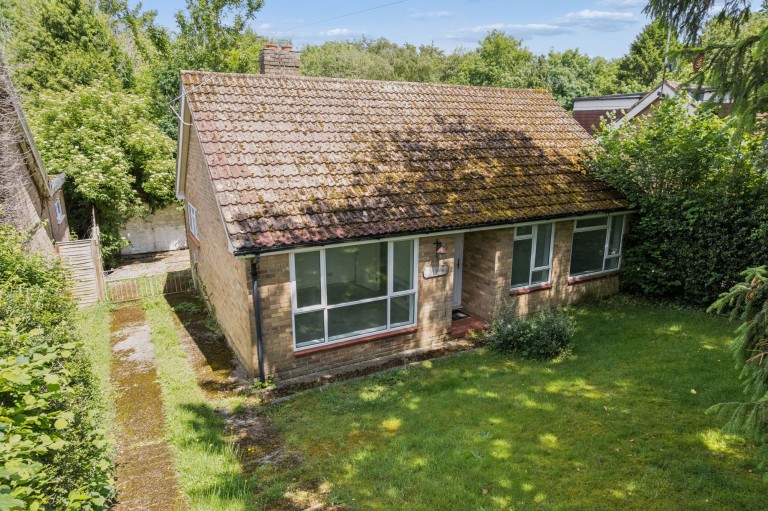 Chiltern Road, Ballinger, HP16
