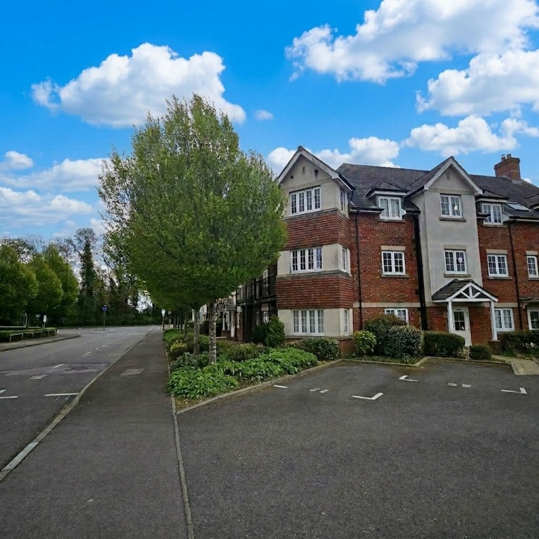 Wellesbourne Road, High Wycombe, HP13