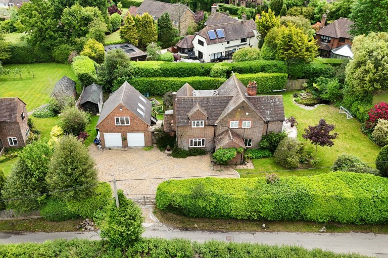 Broombarn Lane, Great Missenden, HP16