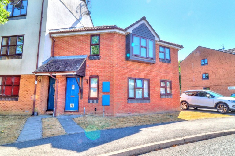 Barkus Way, Stokenchurch, HP14