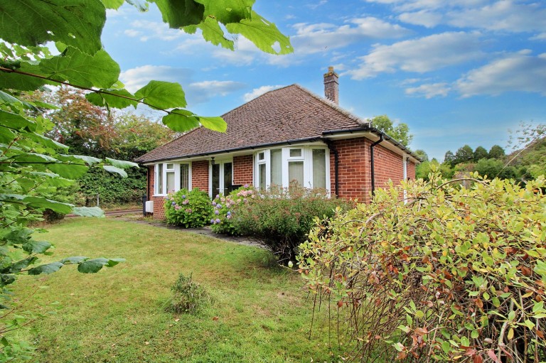 Primrose Hill, Widmer End, HP15