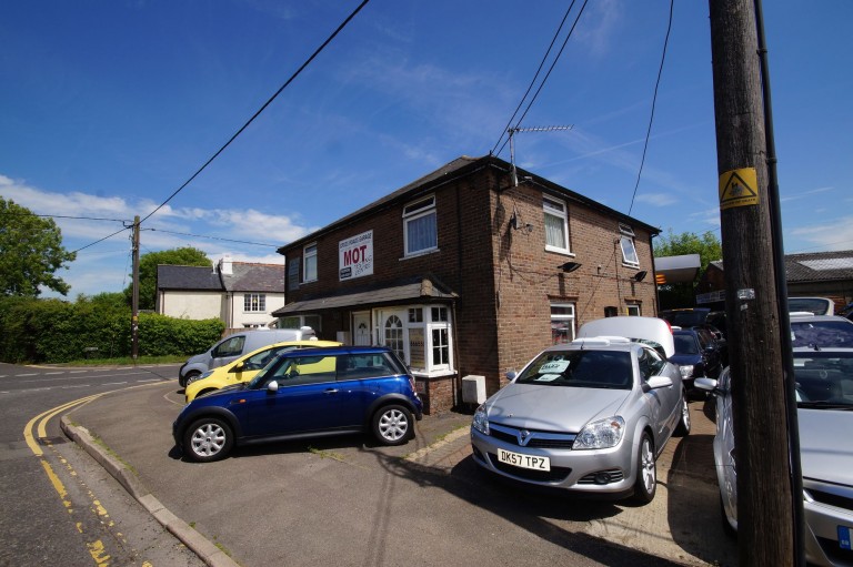High Street, Prestwood, HP16
