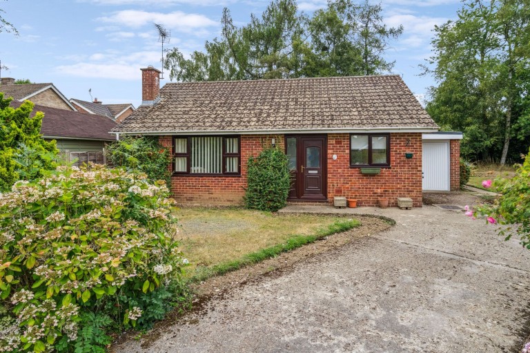 Bayley Gardens, Naphill, HP14