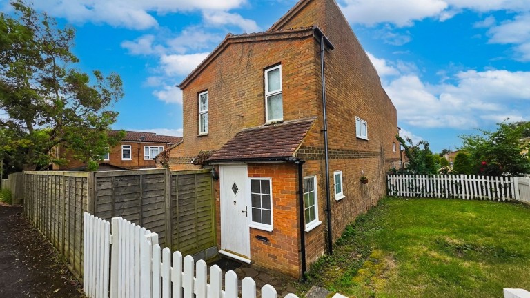 Challener Road, High Wycombe, HP12