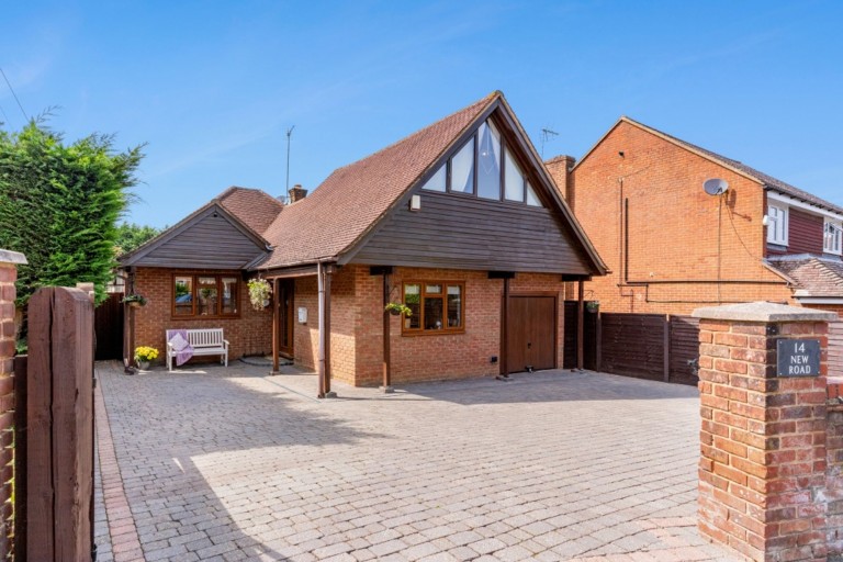 New Road, Stokenchurch, HP14