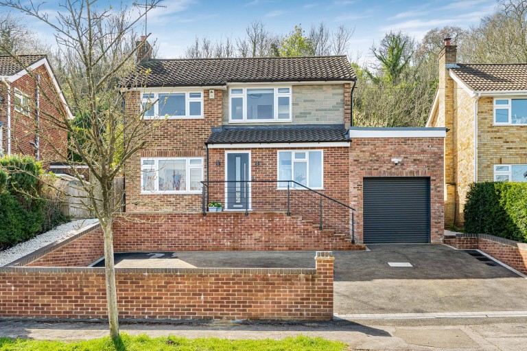 Disraeli Crescent, High Wycombe, HP13
