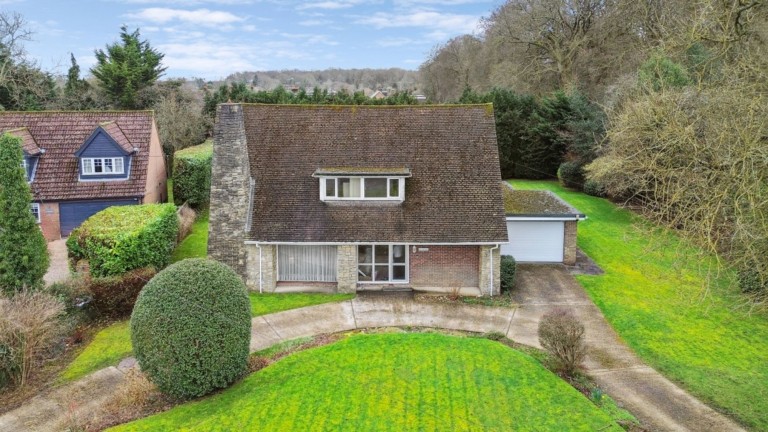 Parkside, Walters Ash, HP14