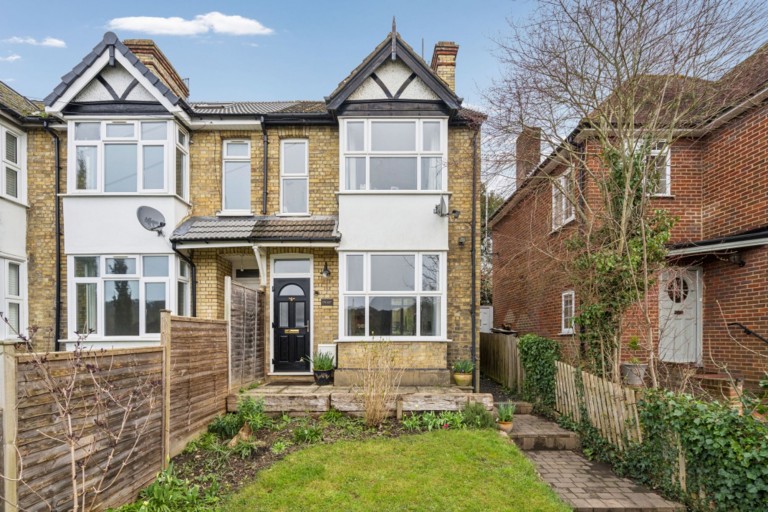 London Road, High Wycombe, HP11