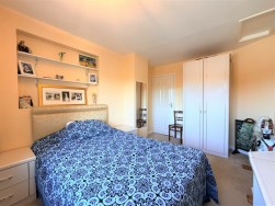 Main Road, Chelmondiston