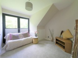 Queenscliffe Road, Ipswich