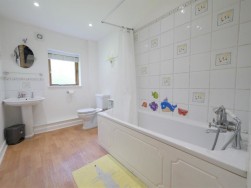 Queenscliffe Road, Ipswich