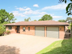 Queenscliffe Road, Ipswich