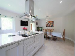 Queenscliffe Road, Ipswich