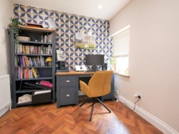 Queenscliffe Road, Ipswich