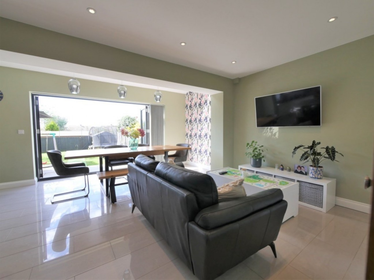 Larchcroft Road, Ipswich