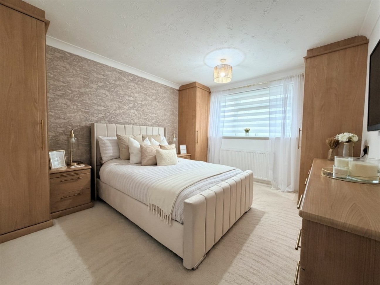 Platters Close, Ipswich