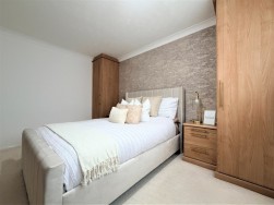 Platters Close, Ipswich