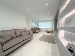 Platters Close, Ipswich