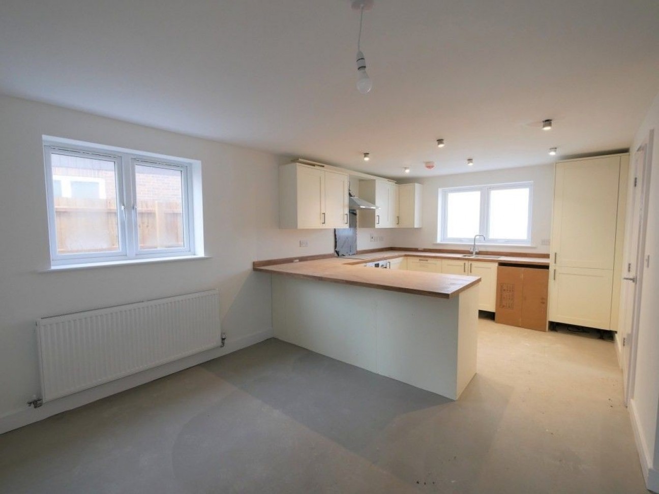 Spalding Way, Chelmondiston