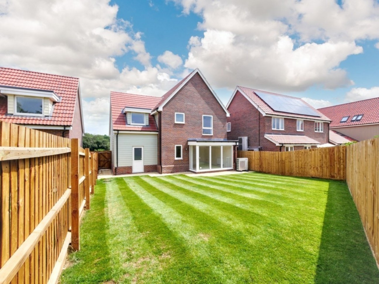 Spalding Way, Chelmondiston
