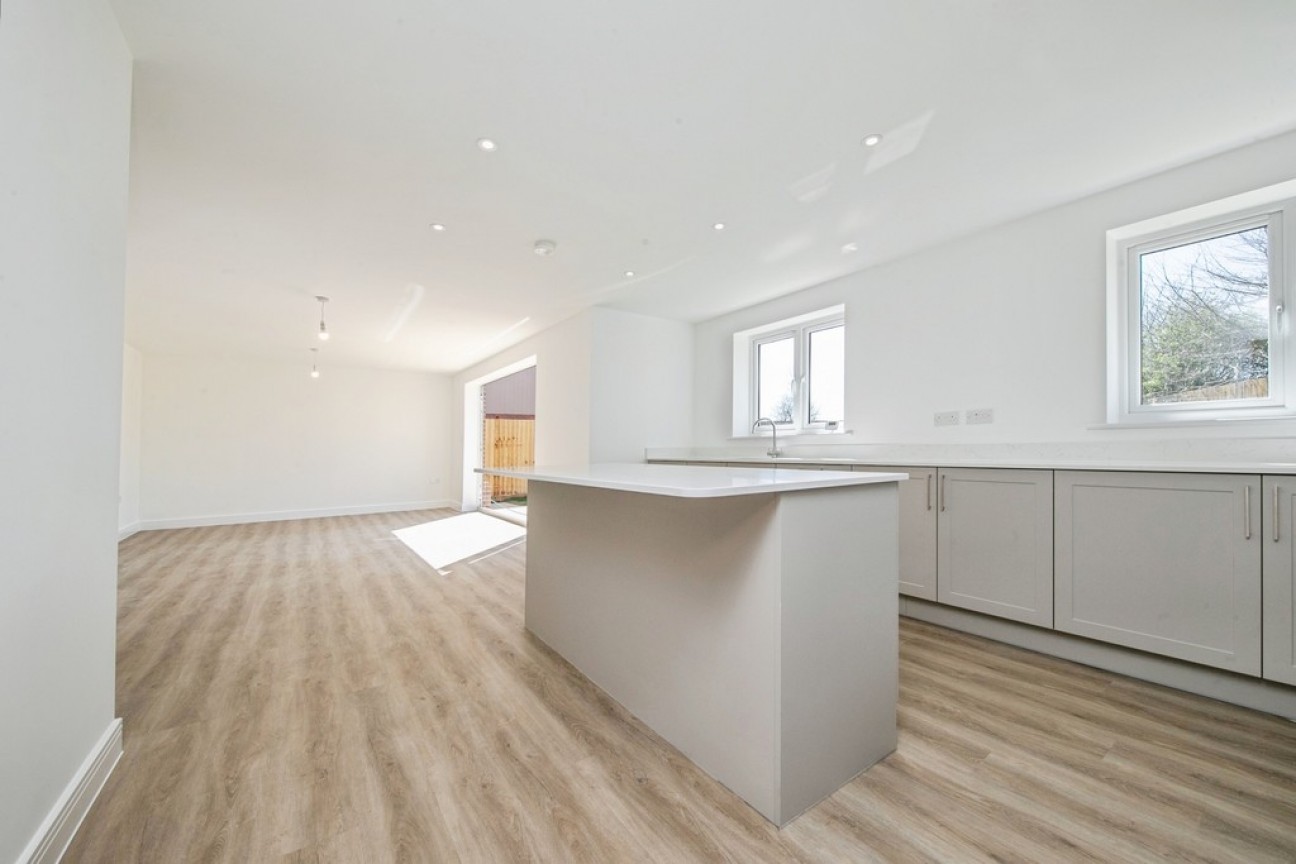 Spalding Way, Chelmondiston