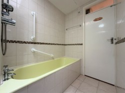 Collimer Close, Chelmondiston