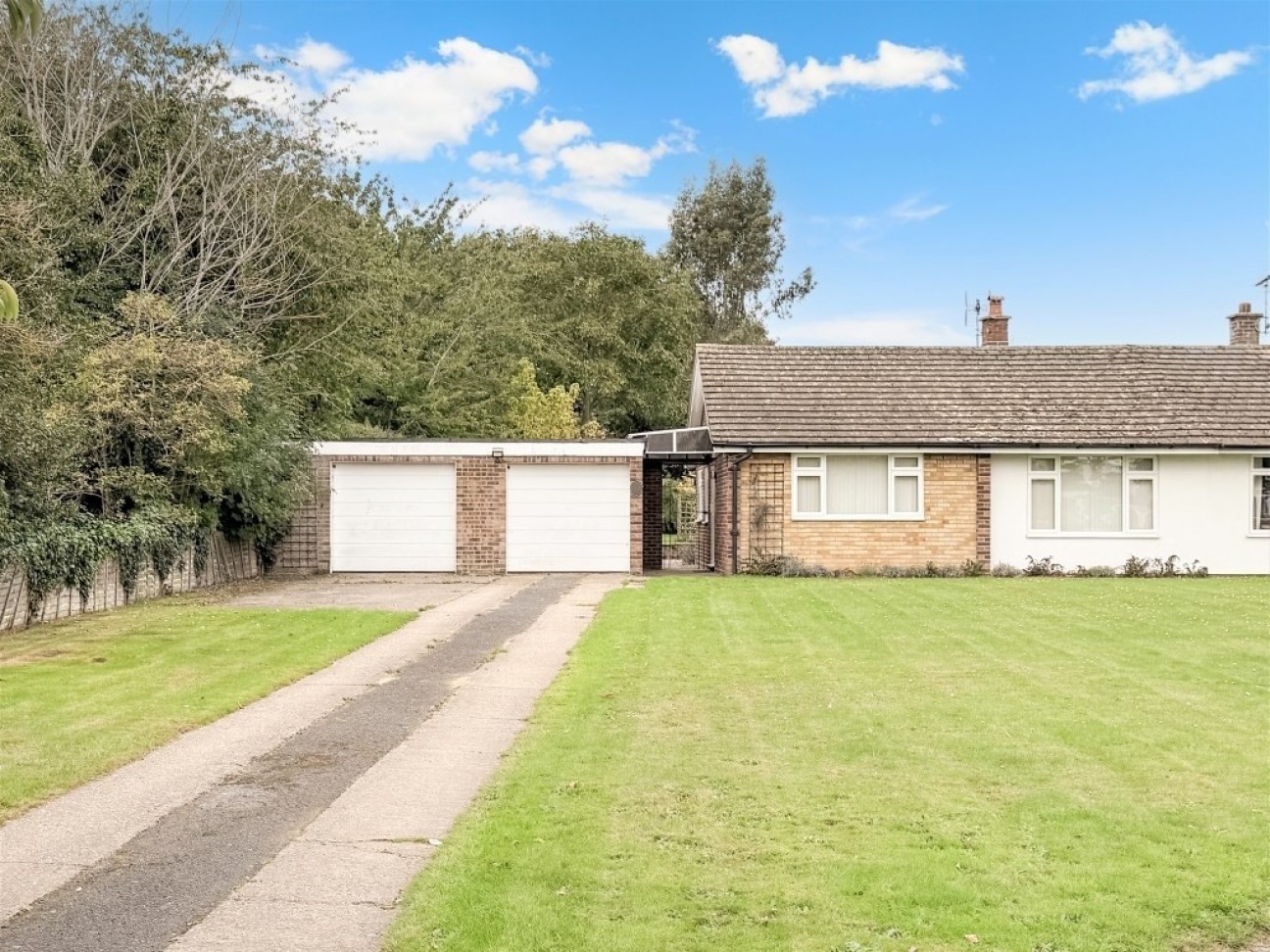 Collimer Close, Chelmondiston