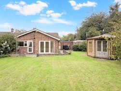 Collimer Close, Chelmondiston