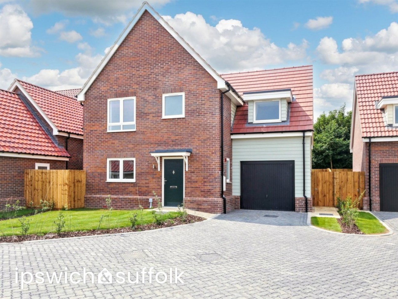Spalding Way, Chelmondiston