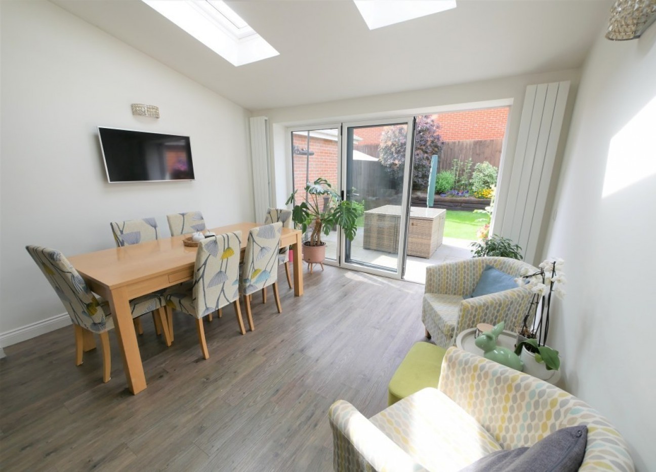 Dhobi Place, Ipswich