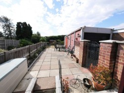 Hawthorn Drive, Ipswich