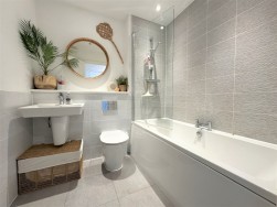 Blackheath Avenue, Ipswich