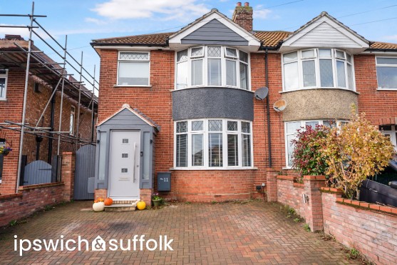 Pinecroft Road, Ipswich