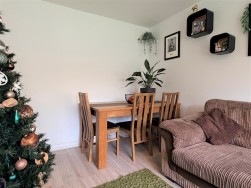 Collimer Close, Chelmondiston