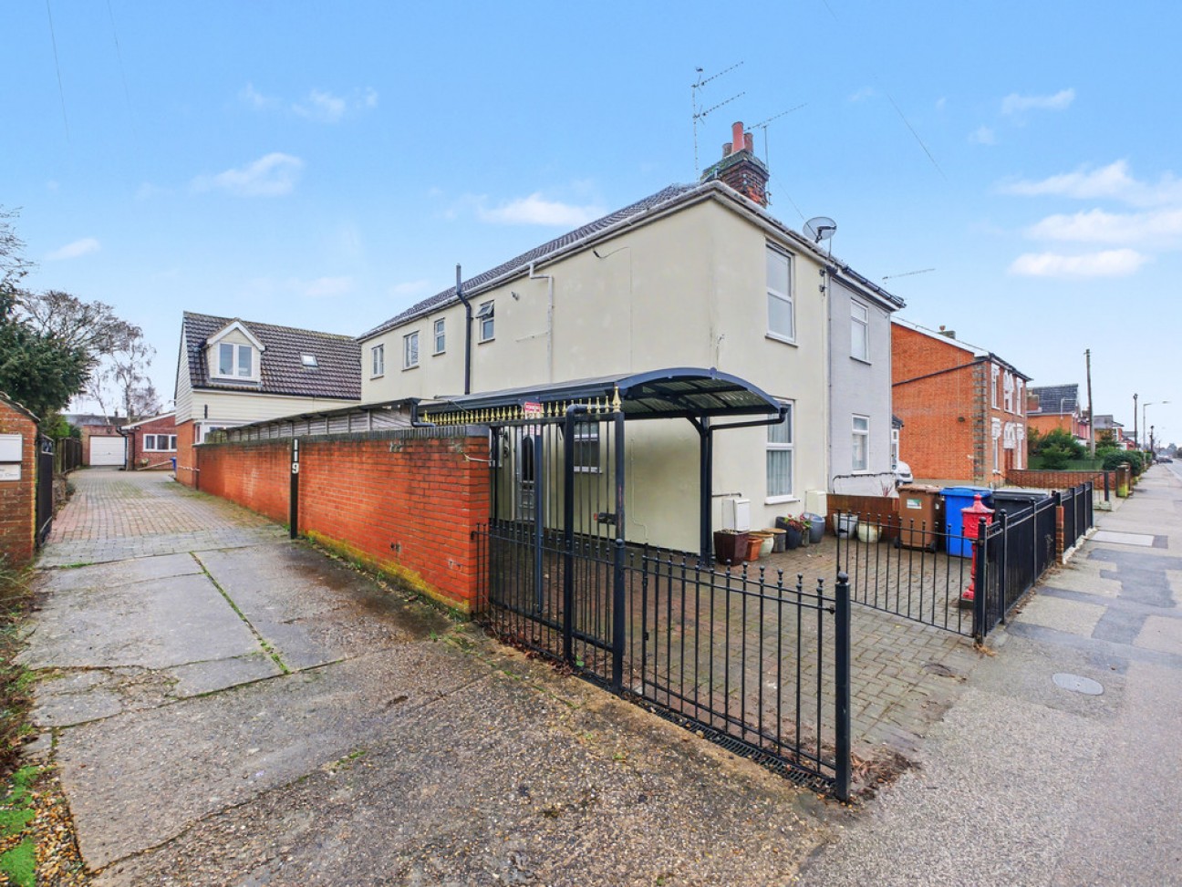 Cauldwell Hall Road, Ipswich, Suffolk